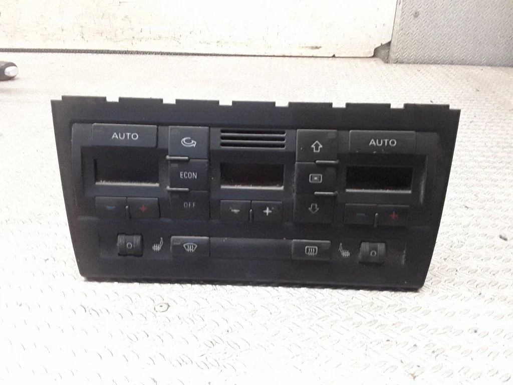 Climate control unit 8E0820043AM