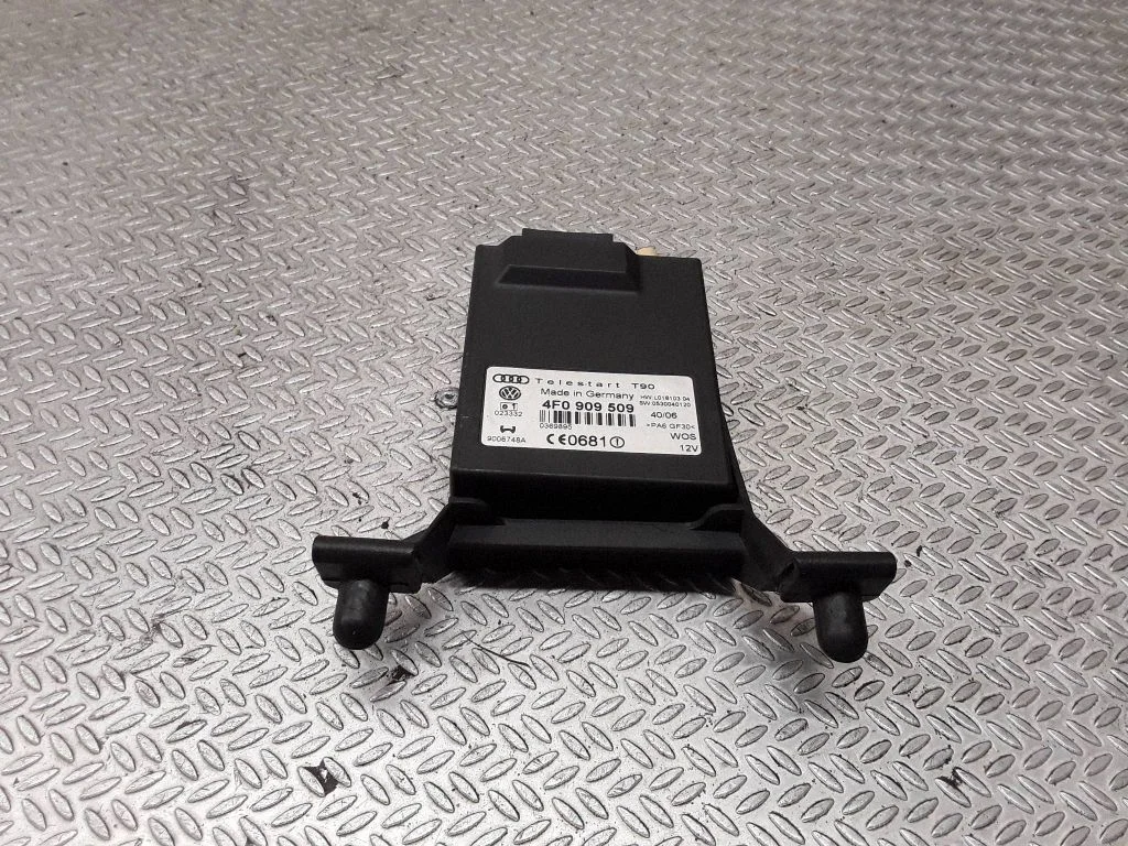 Autonoomse kütteseadme (Webasto) juhtplokk – Audi A6 Allroad C6 (2006-2011)