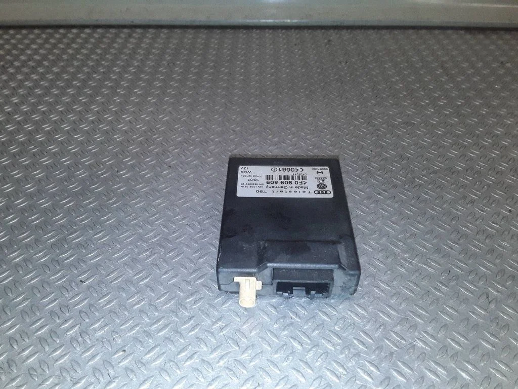 Autonoomse kütteseadme (Webasto) juhtplokk – Audi A6 Allroad C6 (2006-2011)