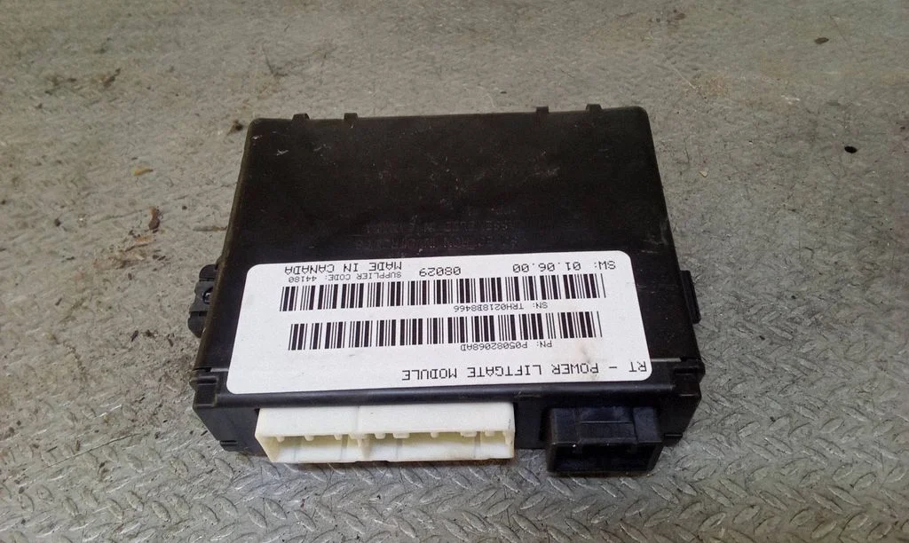Tailgate/trunk control unit/module – Chrysler Grand Voyager V (2007-2015)