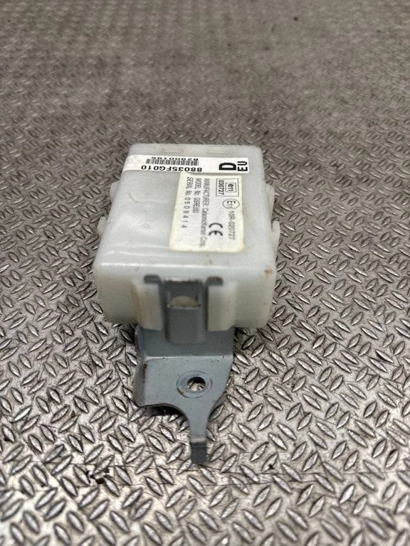Kesklukustuse juhtplokk 10R020727