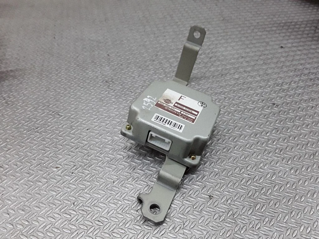 Transfer box differential control unit