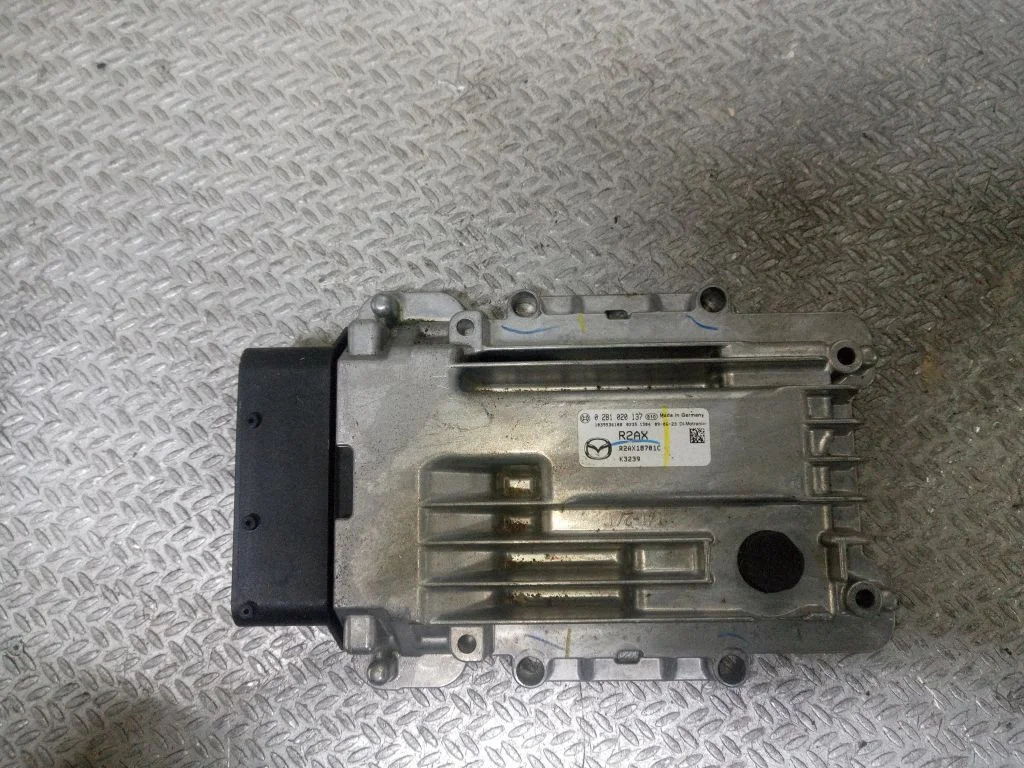Reducing agents exhaust control unit 0281020137