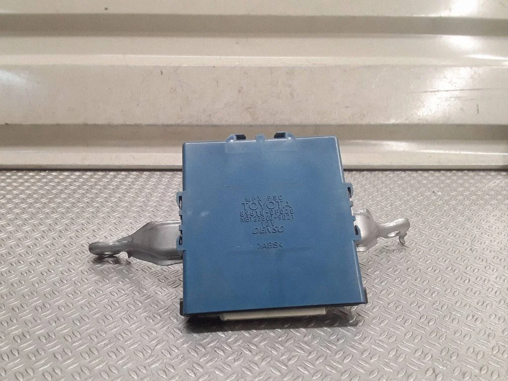 Süüte juhtplokk – Toyota Corolla Verso AR10 (2004-2009)