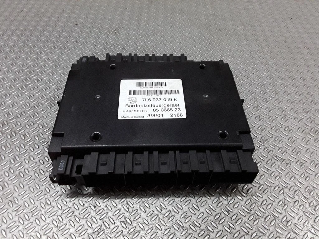 Kere juhtmoodul – Volkswagen Touareg I (2002-2010)