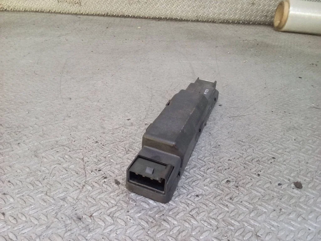 Other control units/modules 25607712