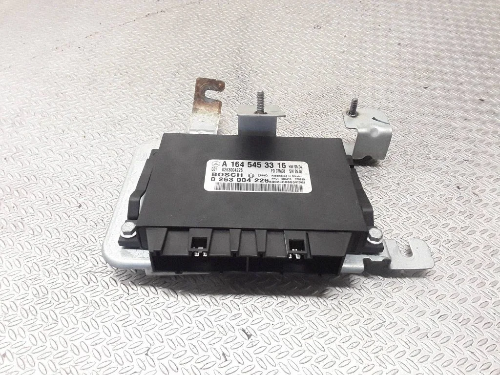 Parkimisandurite (PDC) juhtplokk A1645453316