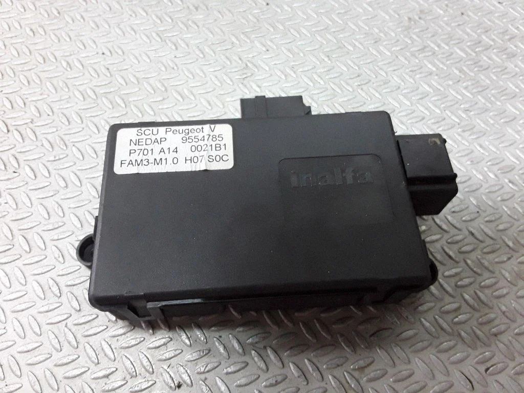 Sunroof control unit/module 9554785