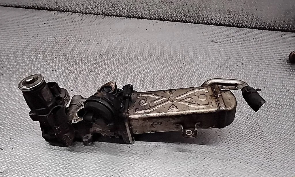Chłodnica EGR 03L131512BB