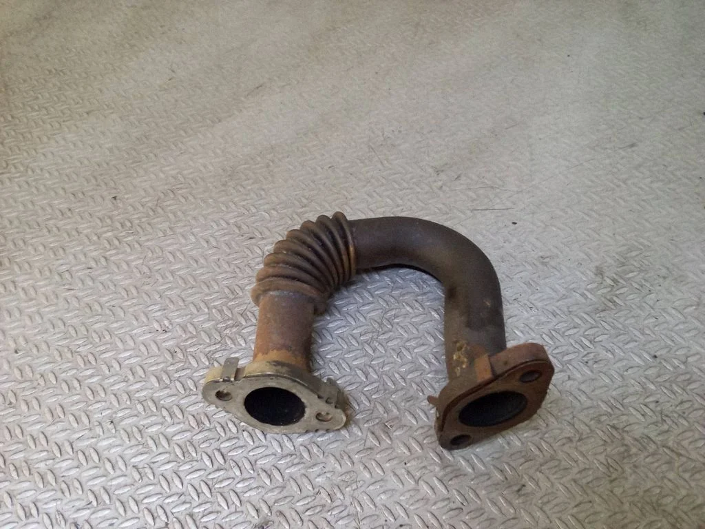 EGR valve line/pipe/hose