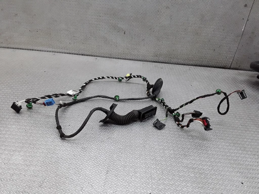 Esiukse juhtmestik 3G2971120H
