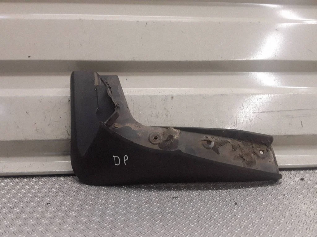 Front mudguard 868323E510