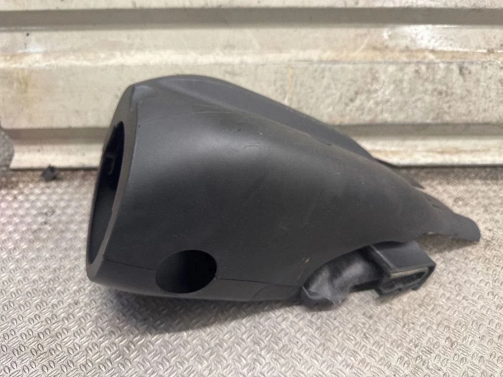 Steering wheel column trim 8P0880225
