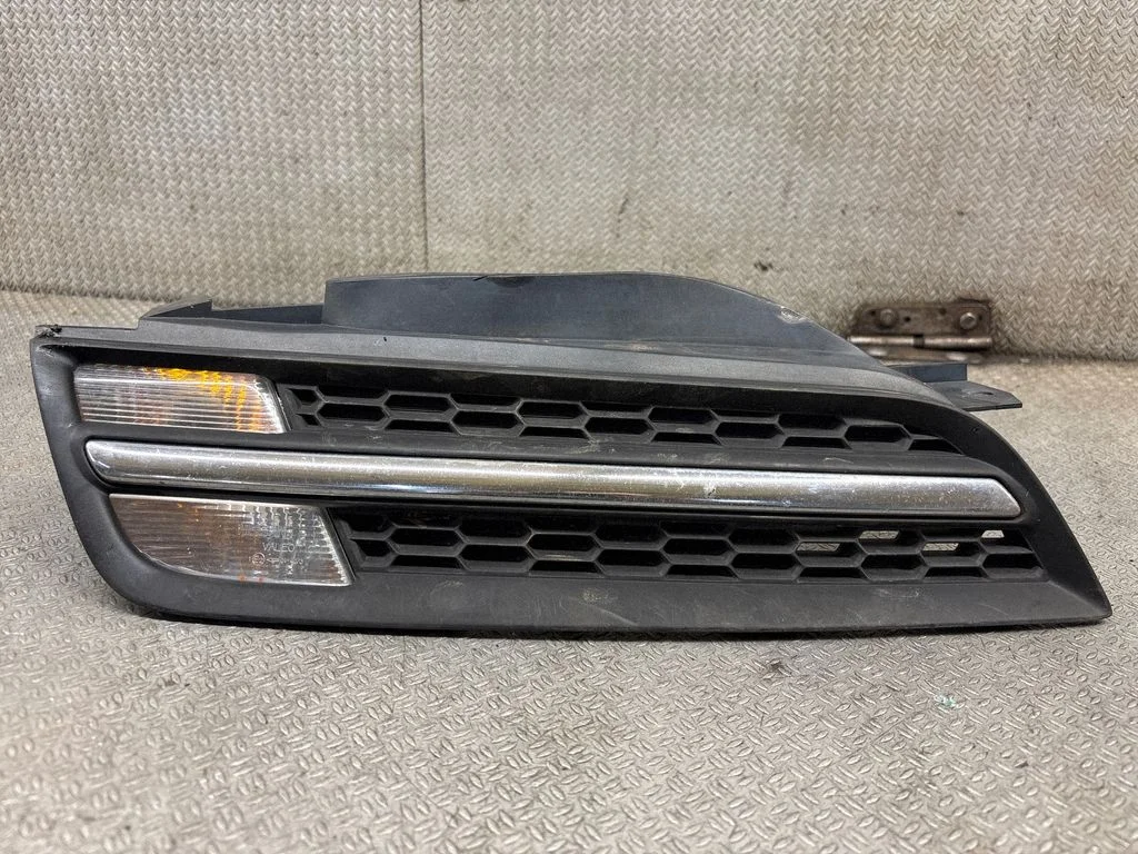 Front grill 62320BC400