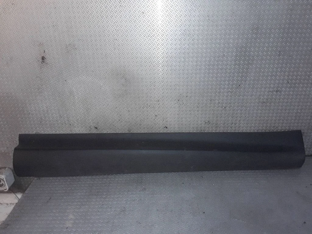 Listwa drzwi przednich 156155416