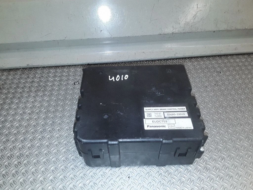 Brake system control unit/module 8968033010