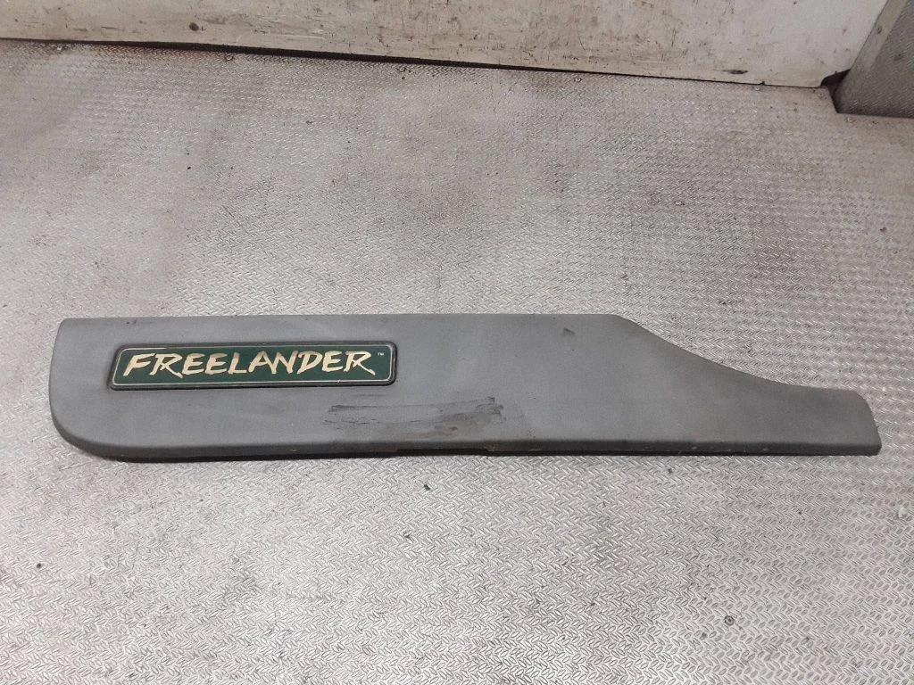 Laadimisukse liist (mold) – Land Rover Freelander (1996-2006)