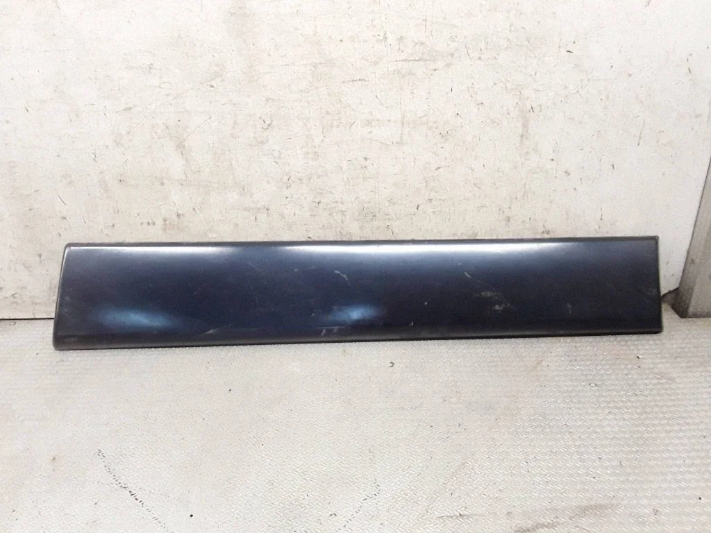 Liugukse liist (mold) – Opel Vivaro (2001-2014)