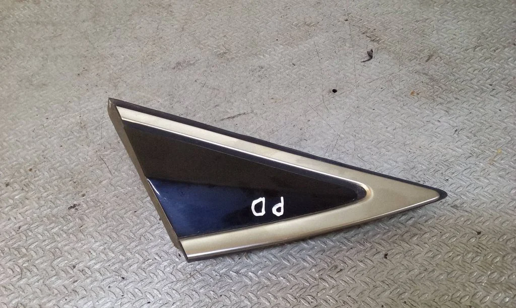 Plastic wing mirror trim cover 861903Z000