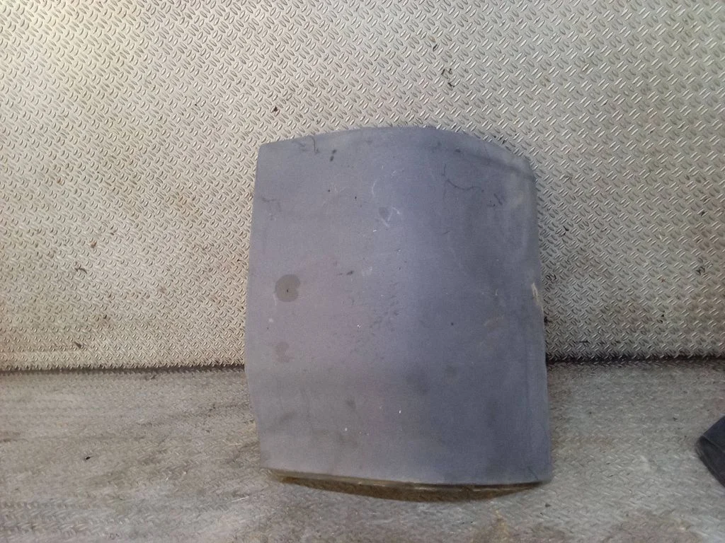 Rear bumper corner part panel trim 7H0807321B