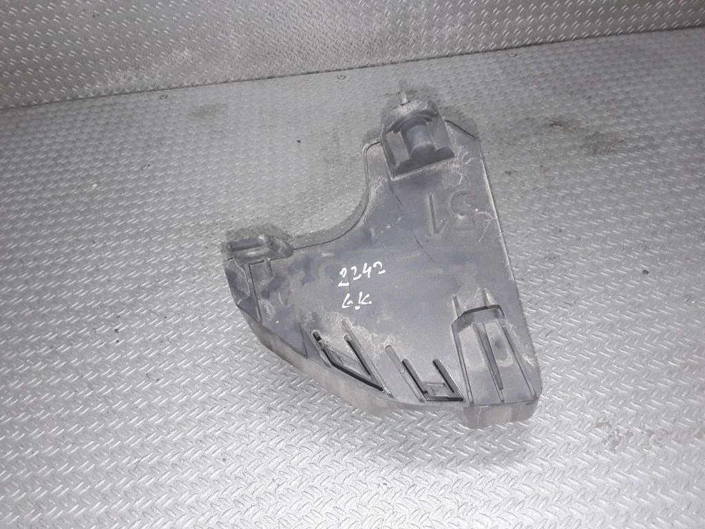 Bumper support mounting bracket corner – Citroen C4 I (2004-2010)