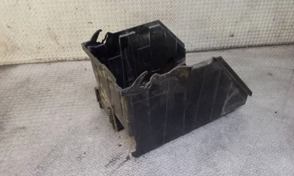 Battery box tray 9663615580B