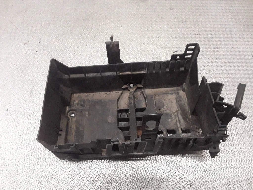 Battery tray 13308434