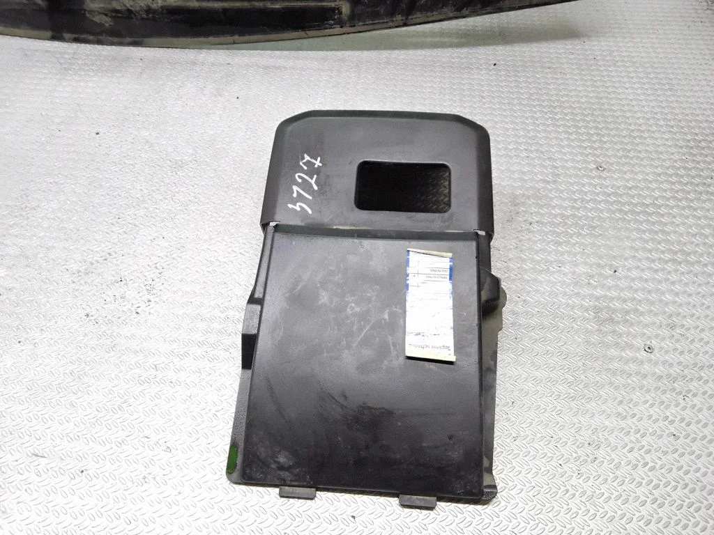 Battery box tray cover/lid 30667276