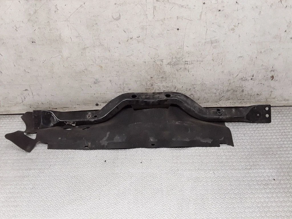 Other engine bay part
