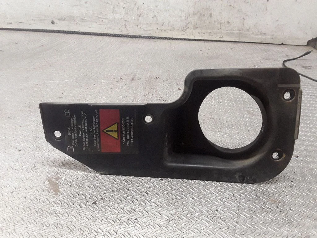 Fuel tank cap trim A9067540234