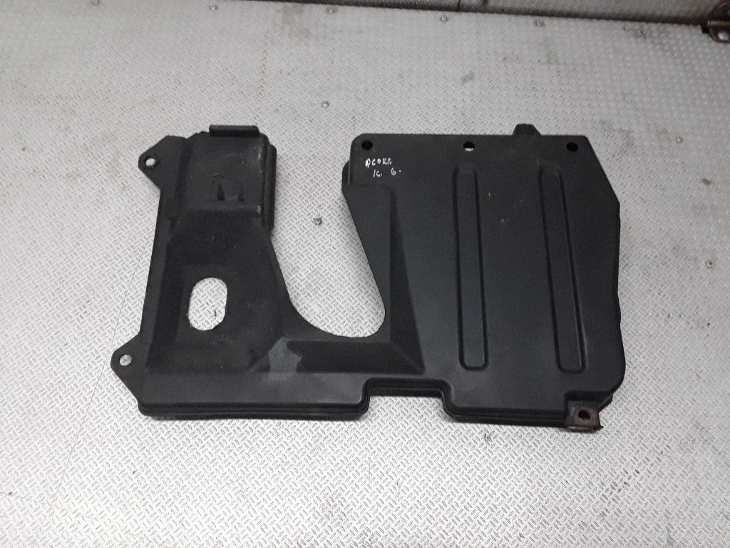 Other under body part – rear left