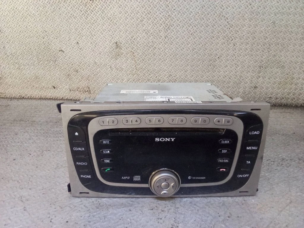 Radio/CD/DVD atskaņotājs/navigācija VP6M2F18C821FD