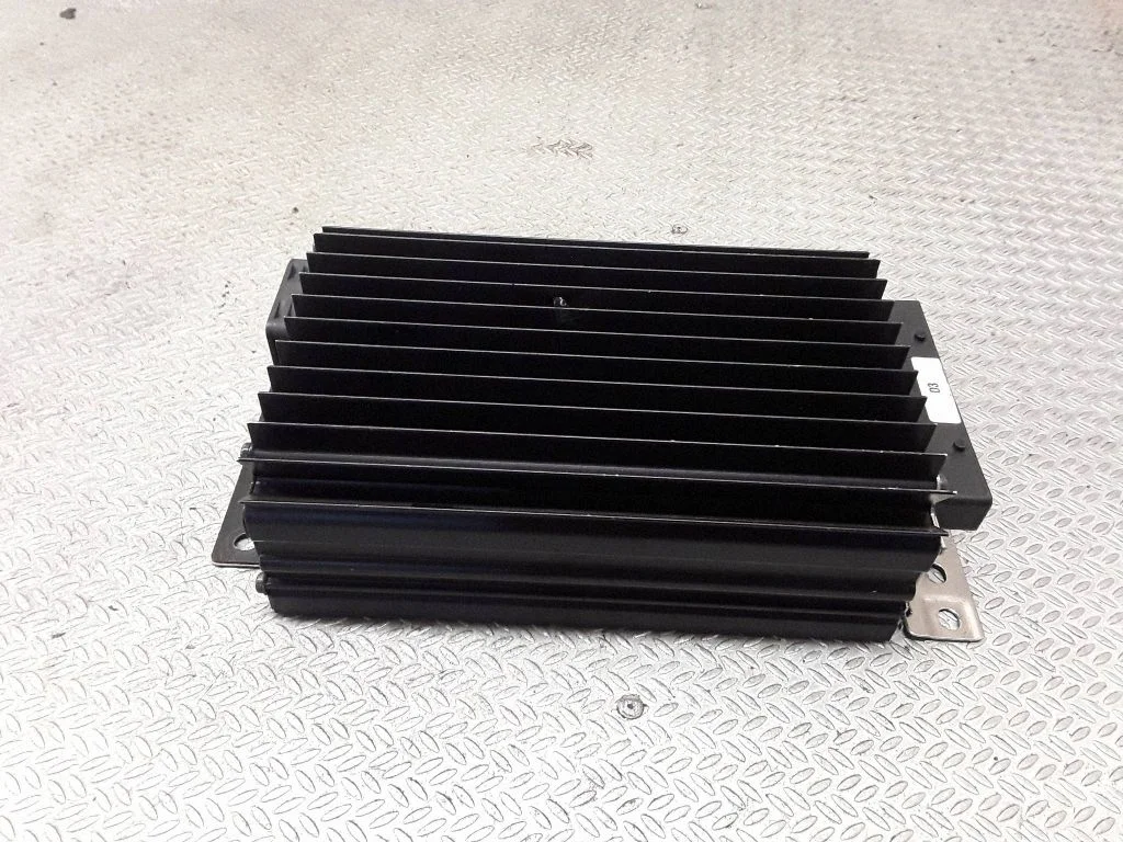 Sound amplifier 4E0035223A
