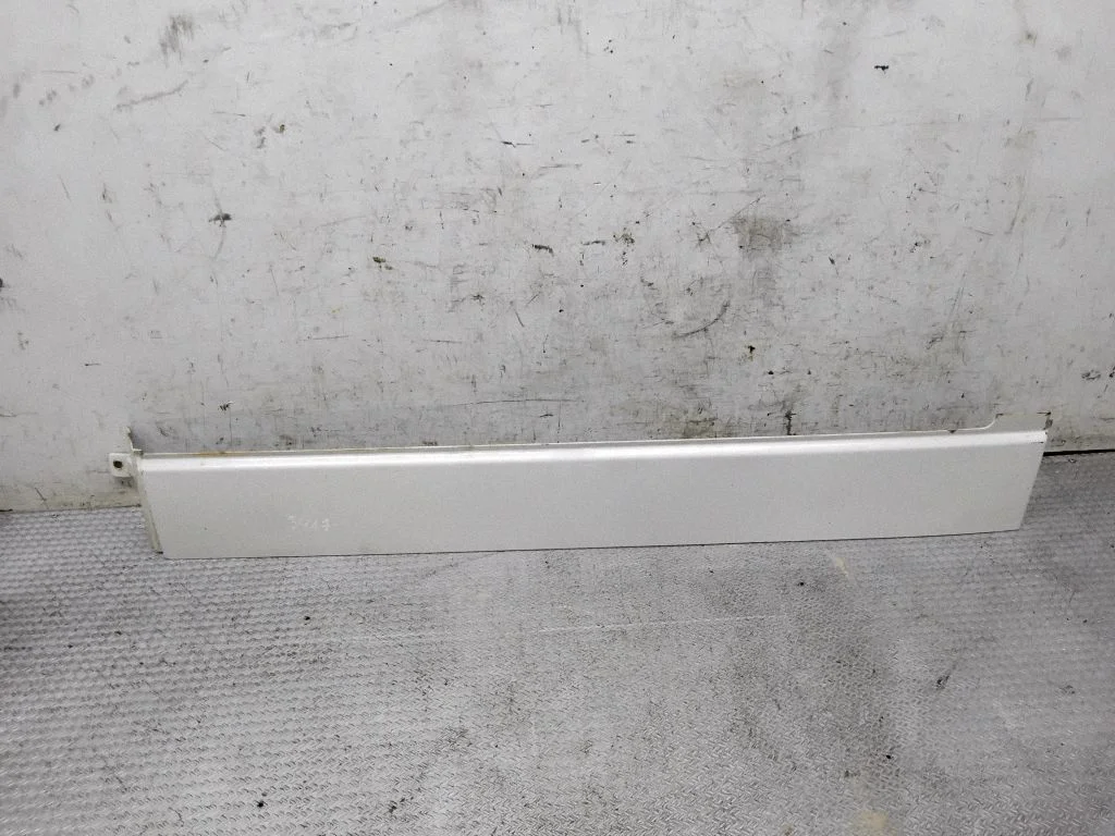 Sliding door rail trim – Volkswagen Transporter - Caravelle T5 (2003-2015)