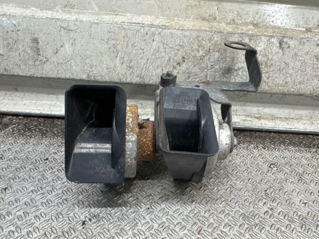 Horn signal 0055306