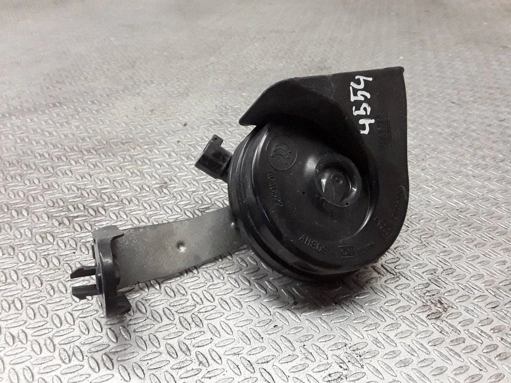 Horn signal A046522