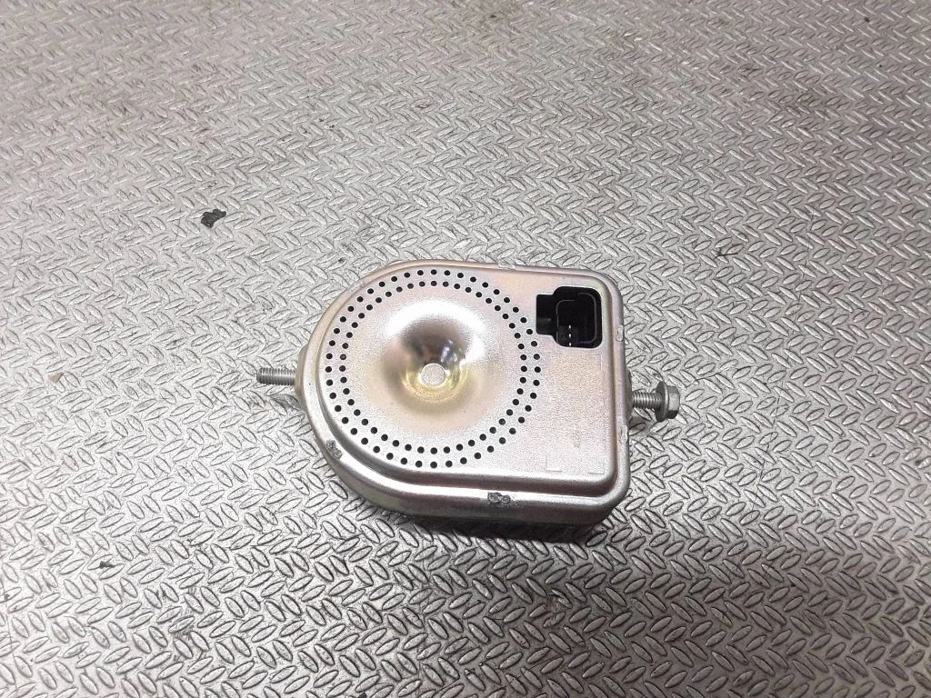 Alarm system siren 6G9N19G229CF