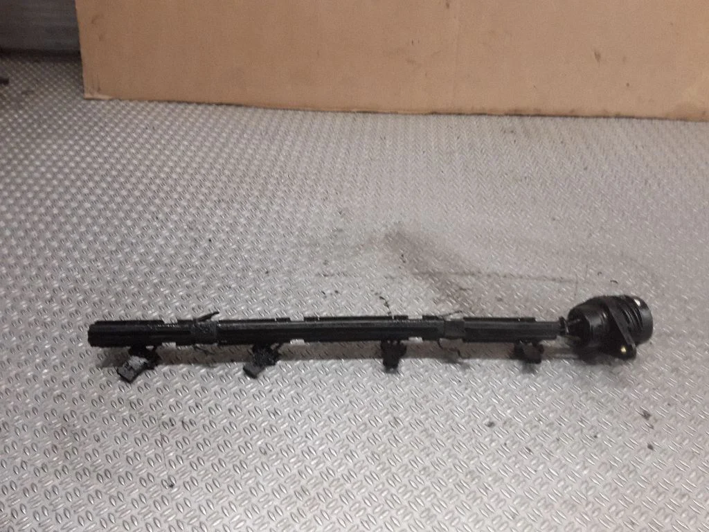 Kütusepihustite juhtmed 038971803