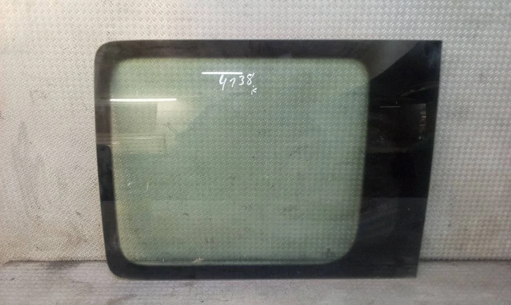 Sliding door window/glass – Volkswagen Caddy (2011-2016)