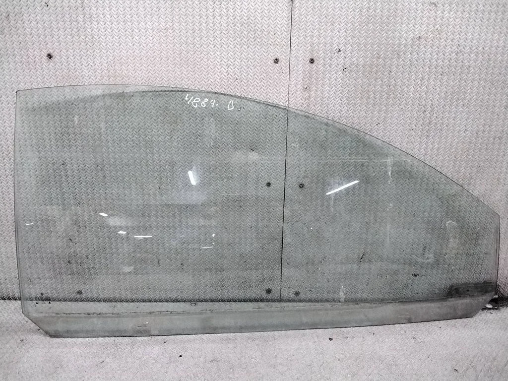 Front door window/glass (coupe) – front right