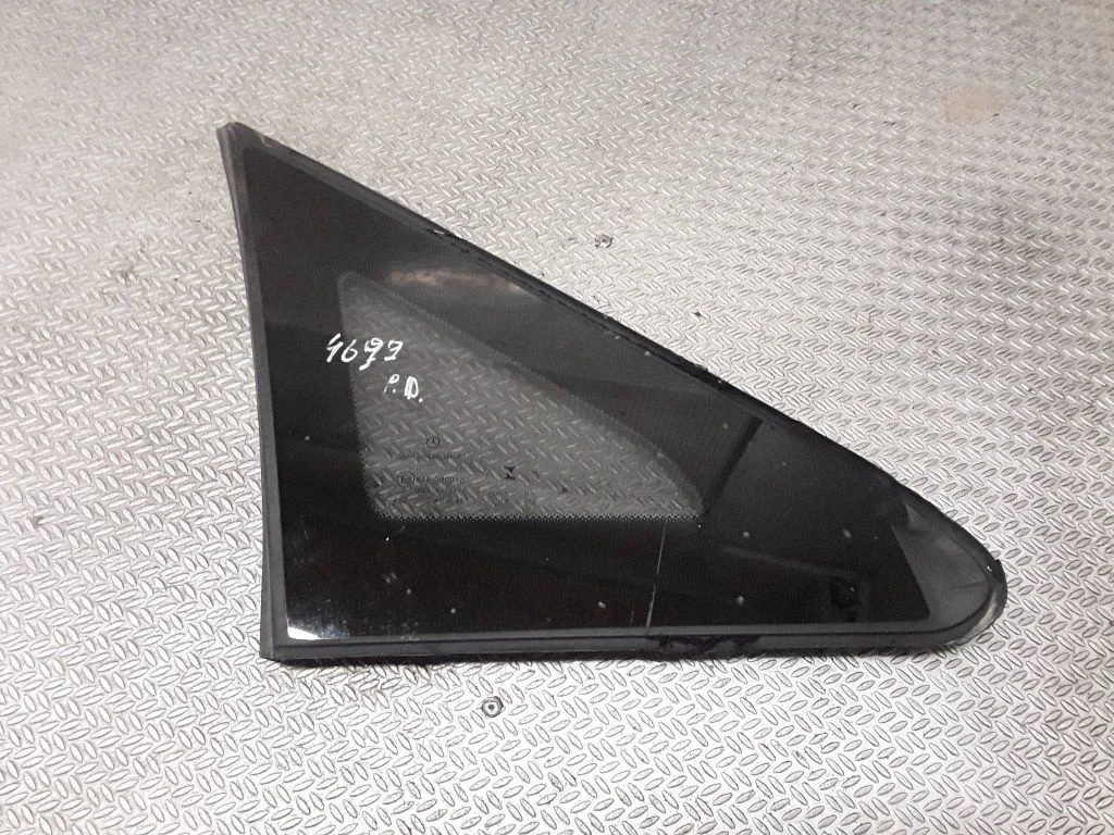Front triangle window/glass – Mercedes-Benz Vito Viano W447 (2014-)