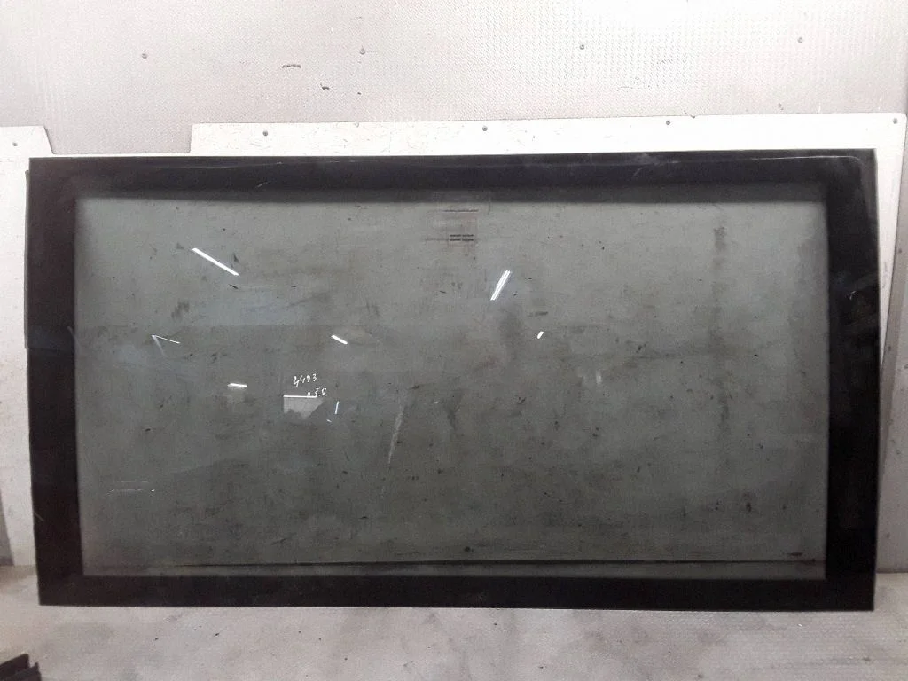 Szyba boczna środkowa – Iveco Daily 4th gen (2006-2011)
