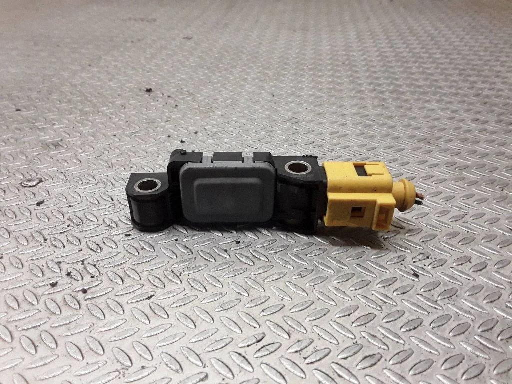 Airbag deployment crash/impact sensor 4B0959643C