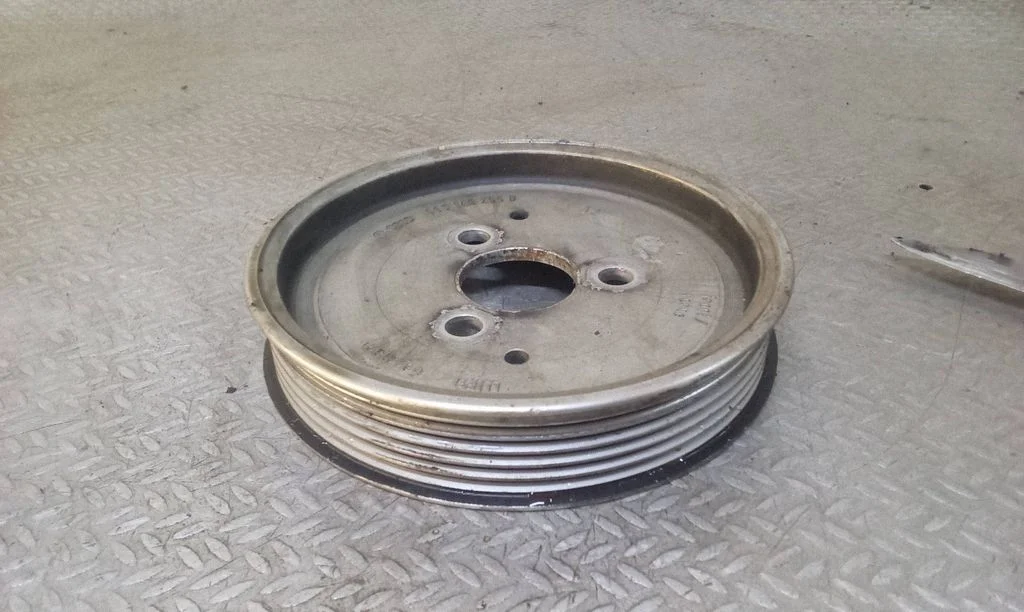 Power steering pump pulley 06D145255B