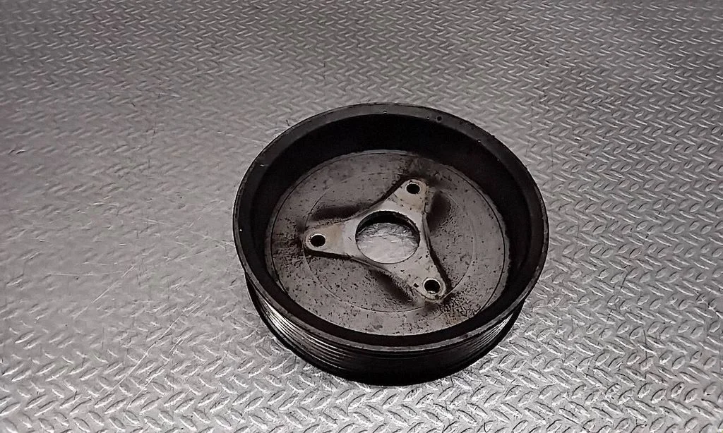 Power steering pump pulley 8200357347