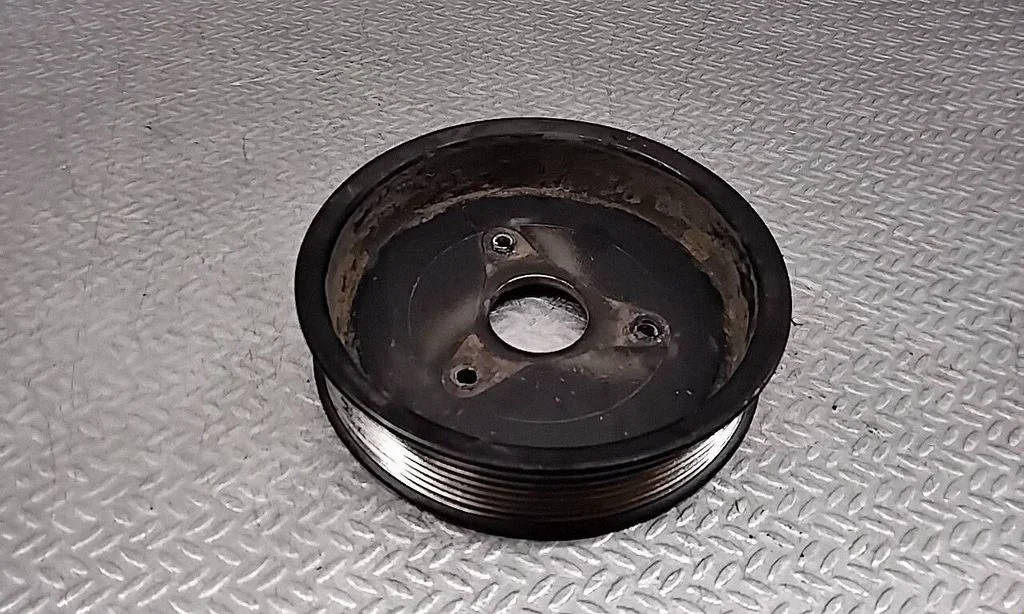 Power steering pump pulley 8200357347