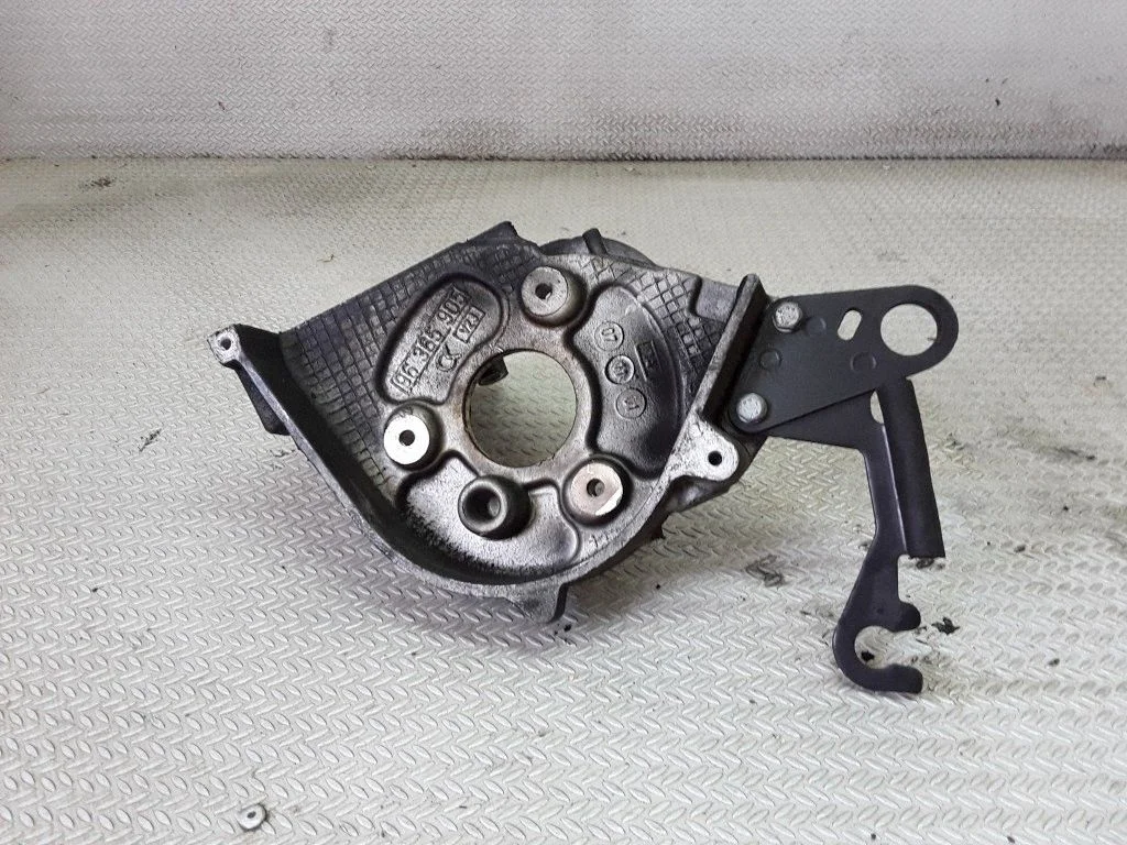 Fuel pump bracket 96365905