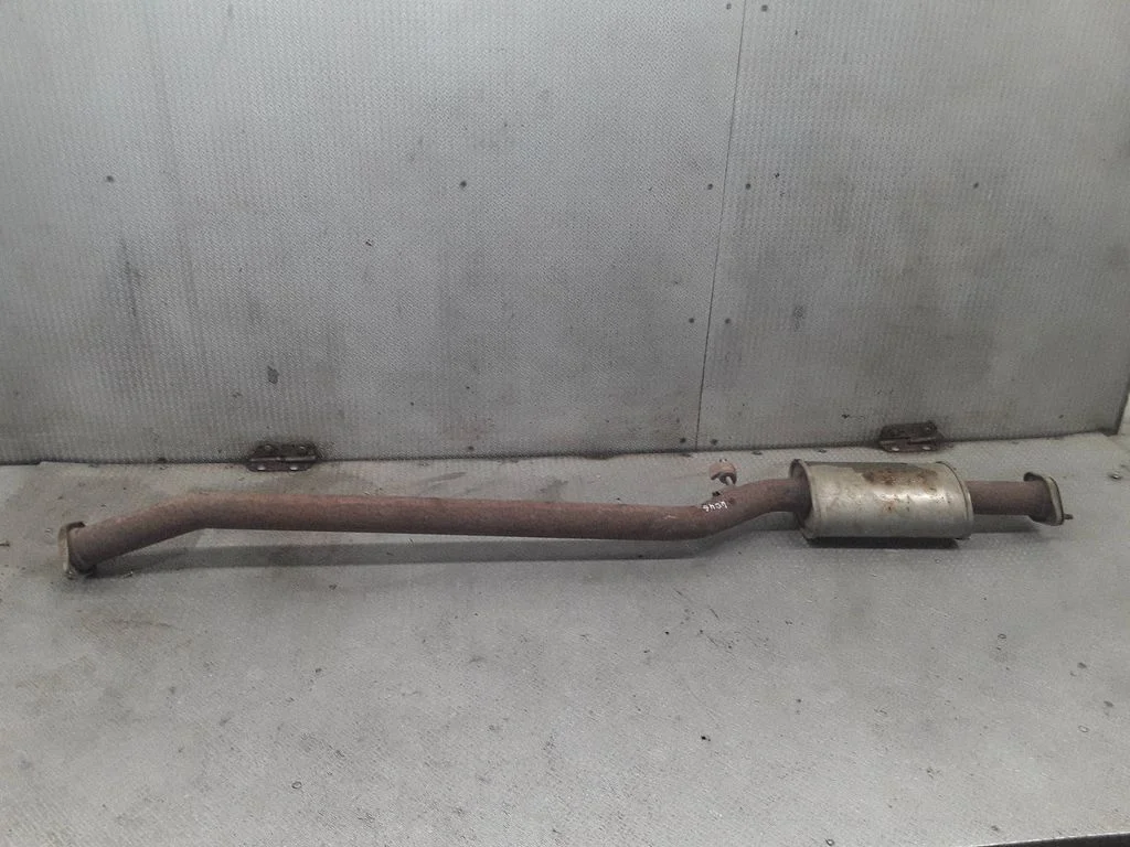 Middle muffler/silencer