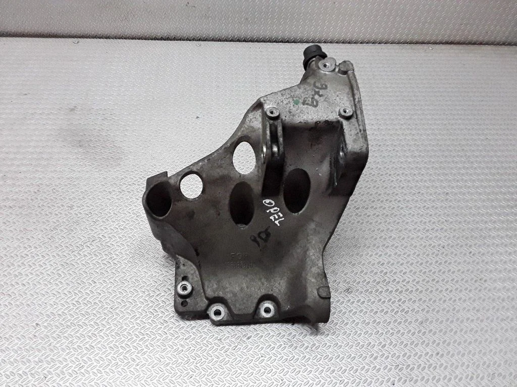 Fuel pump bracket 55187918