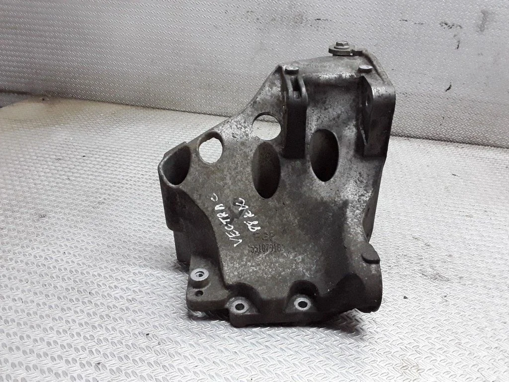 Fuel pump bracket 55187918